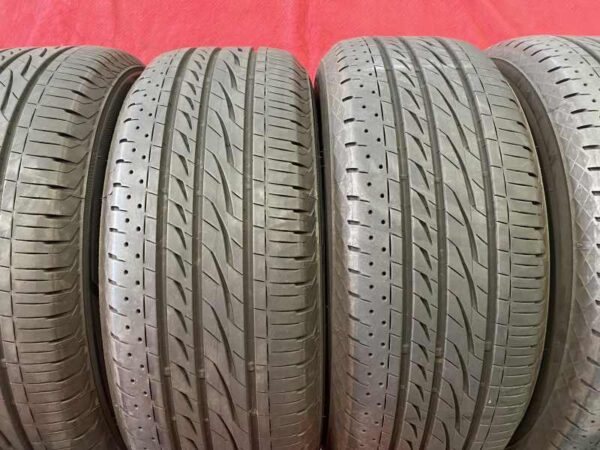 ２２５/５５R１８　ブリヂストン　レグノ　GRV２　４本セット
