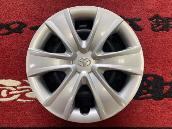 トヨタ純正　ラクティス　ＮＣＰ１００系　スチールホイール　カバー付