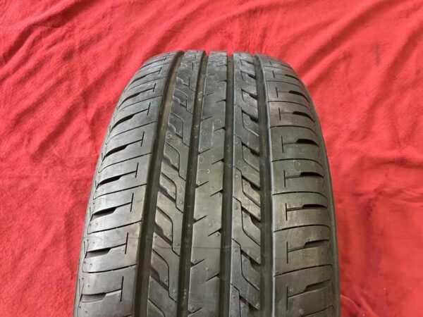 ２２５/５０R１８　セイバーリング　ＳＬ２０１　１本のみ