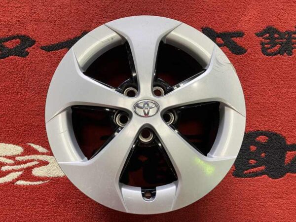 トヨタ純正　プリウス　３０系　後期