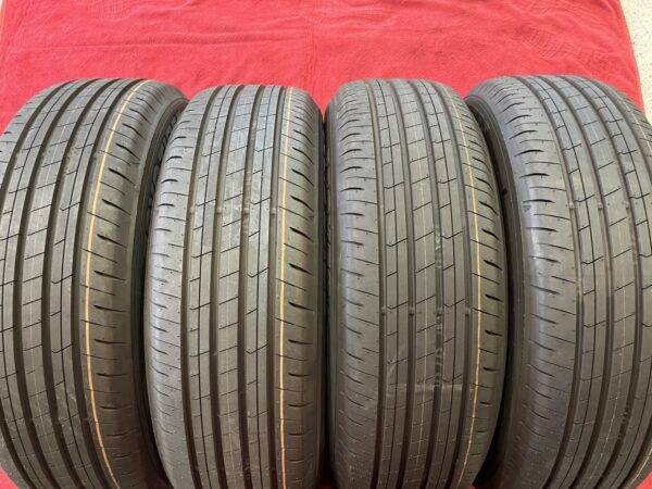 ２２５/６０R１８　トーヨータイヤ　プロクセスコンフォート