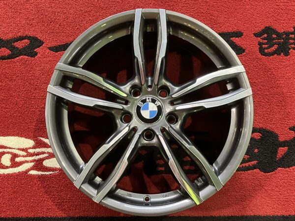 ＭＡＫ　ＷＦＴルフト　ＦＦ　カラー：ガンメタリックミラー