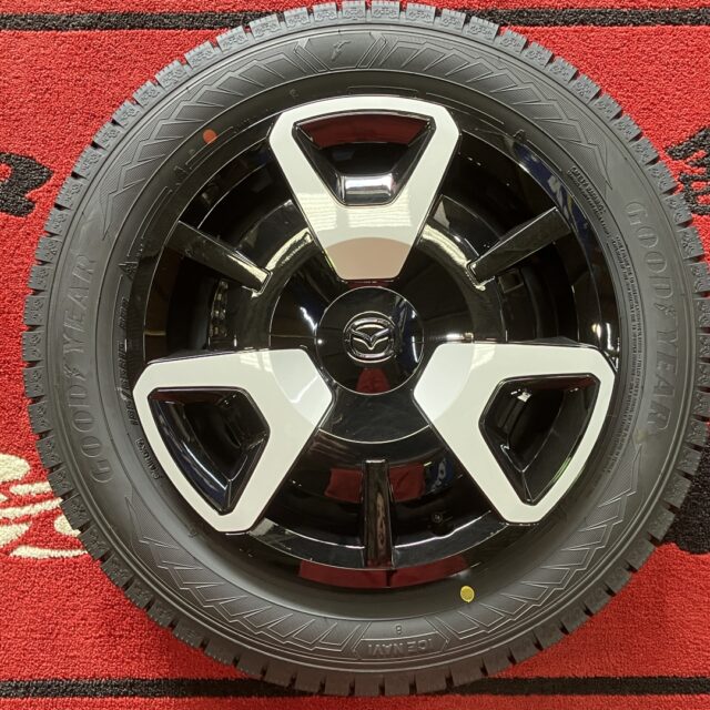 マツダ純正　マツダ２　ＤＪ系　スチールホイール　カバー付　スタッドレスセット
