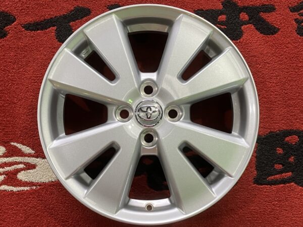 トヨタ純正　ラクティス　ＮＣＰ１００　