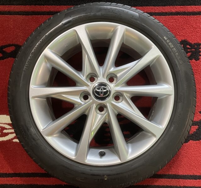 トヨタ純正　プリウスアルファ　４０系